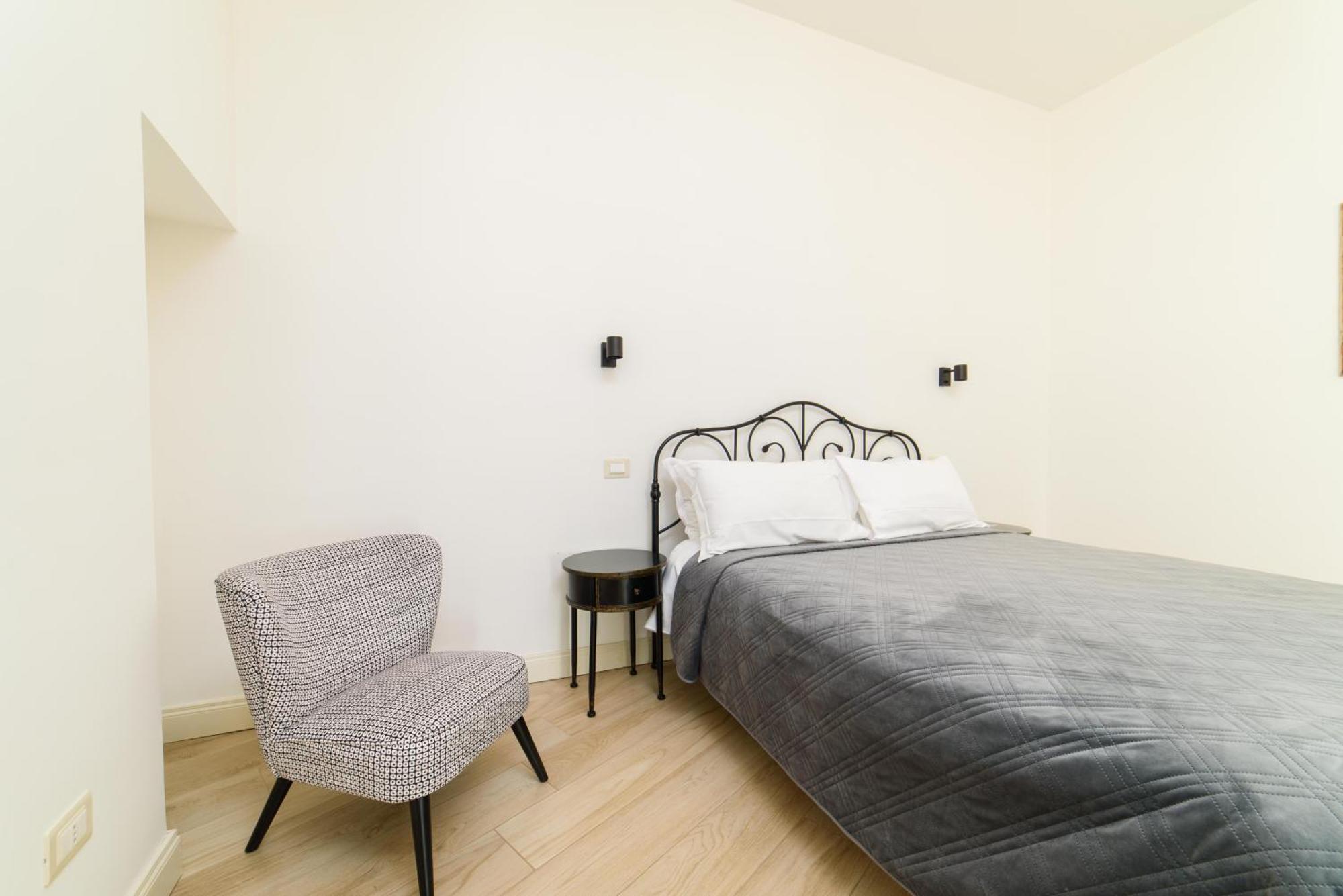 One&One Bed and Breakfast Salerno Esterno foto
